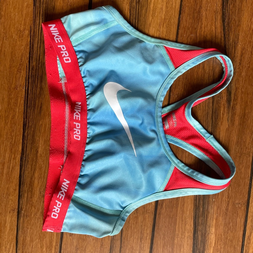 Nike sports bra